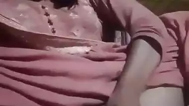 Shy girl fucks her pussy with a brinjal in xxx viral MMS