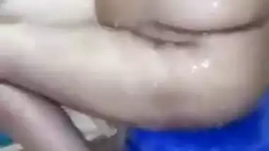 Desi didn't expect man would film a sex video of her naked XXX body