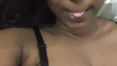 Indian milf nude selfie