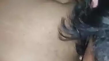 Stepson licks his stepmom’s pussy in Tamil sex video