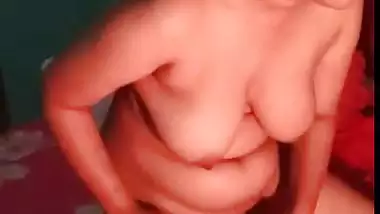 Sexy Bengali swinger wife ki majedar nude video