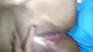 Shaved pussy exploration of Indian prostitute