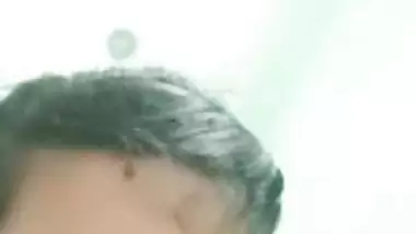 Beautiful webcam wife nude boobs showing on Chamet