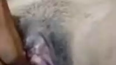 Desi housewife becomes excited and she plays with XXX orifice