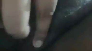 Chubby Bangla fingering pussy