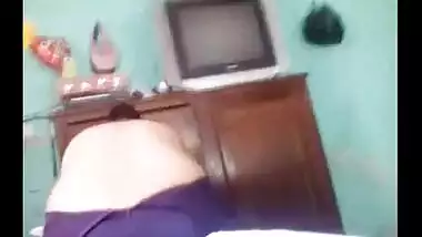 Big boobs maid red hot bending down cleavage show
