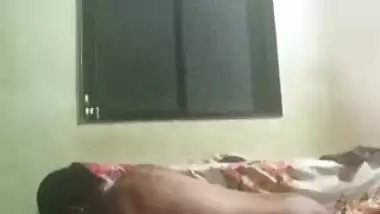 Desi couple Dehati floor chudai video