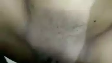 Young guy fucks his GF’s tight pussy in Tamil sex video