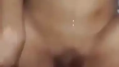 Uncle fucks his 18 yr old niece in Nepali sex video