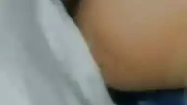 Penetrates my dick in GF’s tight pussy in desi sex MMS