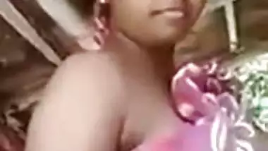 Dehati desi boudi from Bangladesh exposing natural nude figure