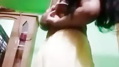 naked stripping video of a Bangladeshi girl