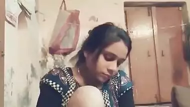 Beautiful Indian Cute Collage Girl Showing Boobs And Pussy