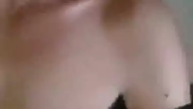Desi aunty boobs press handjob and fucked 2 video clip