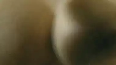 Bollywood actress Sunny Leone squeezes her juicy boobs