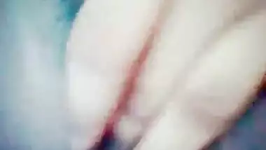 Indian teen films the way she masturbates and doesn't forget XXX titties