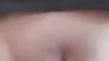 Assame Boudi showing her nude buttery pussy