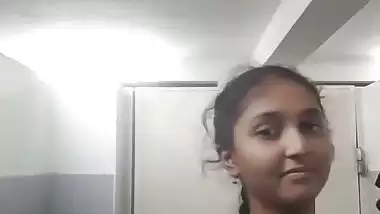 Cute girlfriend hot boobs showing viral video making