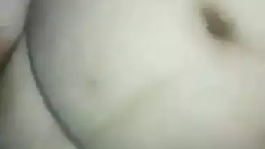 Silent chudai of naked wife at midnight