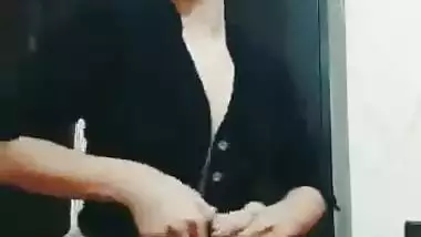 Mishti Basu, a Bengali-origin adult actress nude MMS